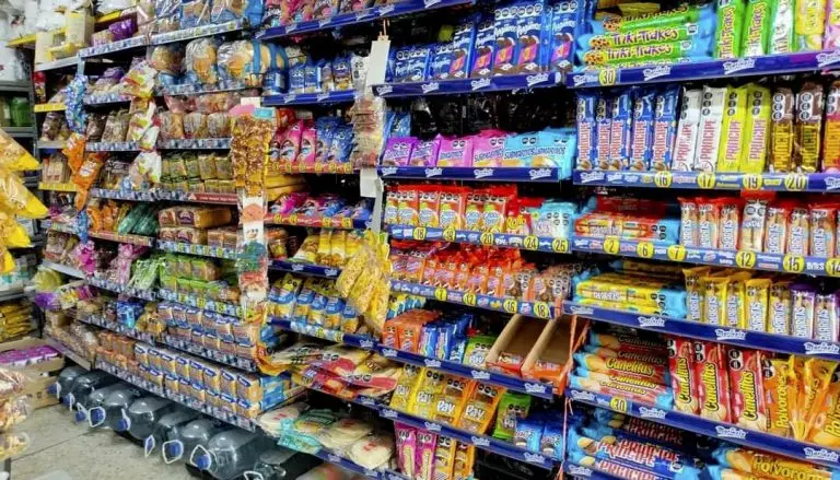 Tiendas de abarrotes las que más se adaptan y crecen en medio de la crisis